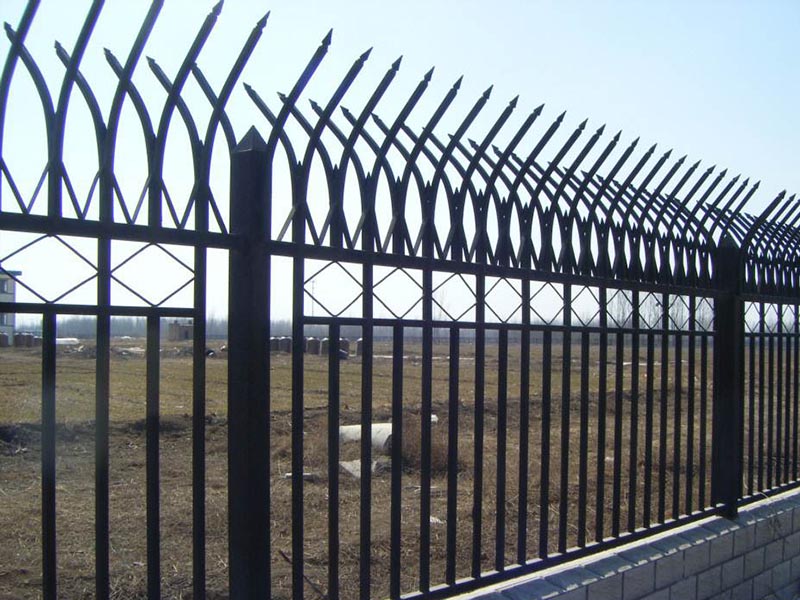 鋅鋼護欄養護和使用壽命 鋅鋼護欄養護和使用壽命